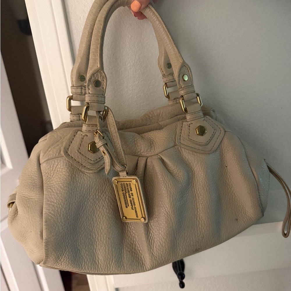 Marc by Marc Jacobs Classic Q Groove